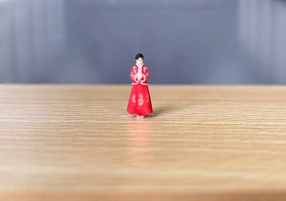 1:64 Painted Figure Model Miniature Resin Diorama Sand Chinese Style Girl Kid