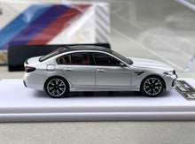 Load image into Gallery viewer, Howie 1:64 Silver M5 F90 Sedan Sports Model Diecast Metal Car New Collection
