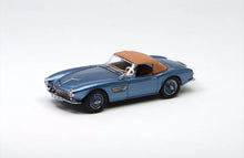 Load image into Gallery viewer, GFCC 1:64 Ice Blue 1957 507 Soft Top Classic Sport Model Diecast Metal Car New Collection
