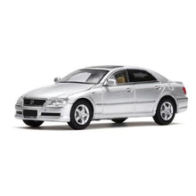 Load image into Gallery viewer, Masdi 1:64 Silver Reiz 2.5V Sedan Sports Model Diecast Metal Car New Collection
