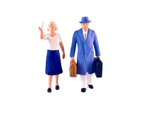 Load image into Gallery viewer, 1:64 Painted Figure Model Miniature Resin Diorama Sand Lady Suit Man Luggage Toy
