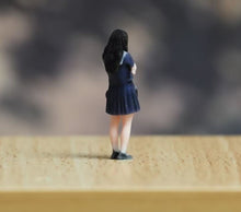 Load image into Gallery viewer, 1:64 Painted Figure Model Miniature Resin Diorama Sand Lolly Cute Girl Lady Bag
