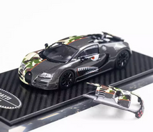Load image into Gallery viewer, Mortal 1:64 Camo Carbon Veyron Sports Limited Model Diecast Metal Car New Collection
