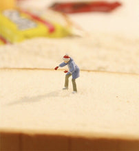 Load image into Gallery viewer, 1:64 Painted Figure Model Miniature Resin Diorama Toy Snowball Fight Firecracker
