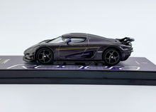 Load image into Gallery viewer, Tarmac 1:64 Purple Carbon Regera Limited Sports Model Diecast Metal Car New Collection
