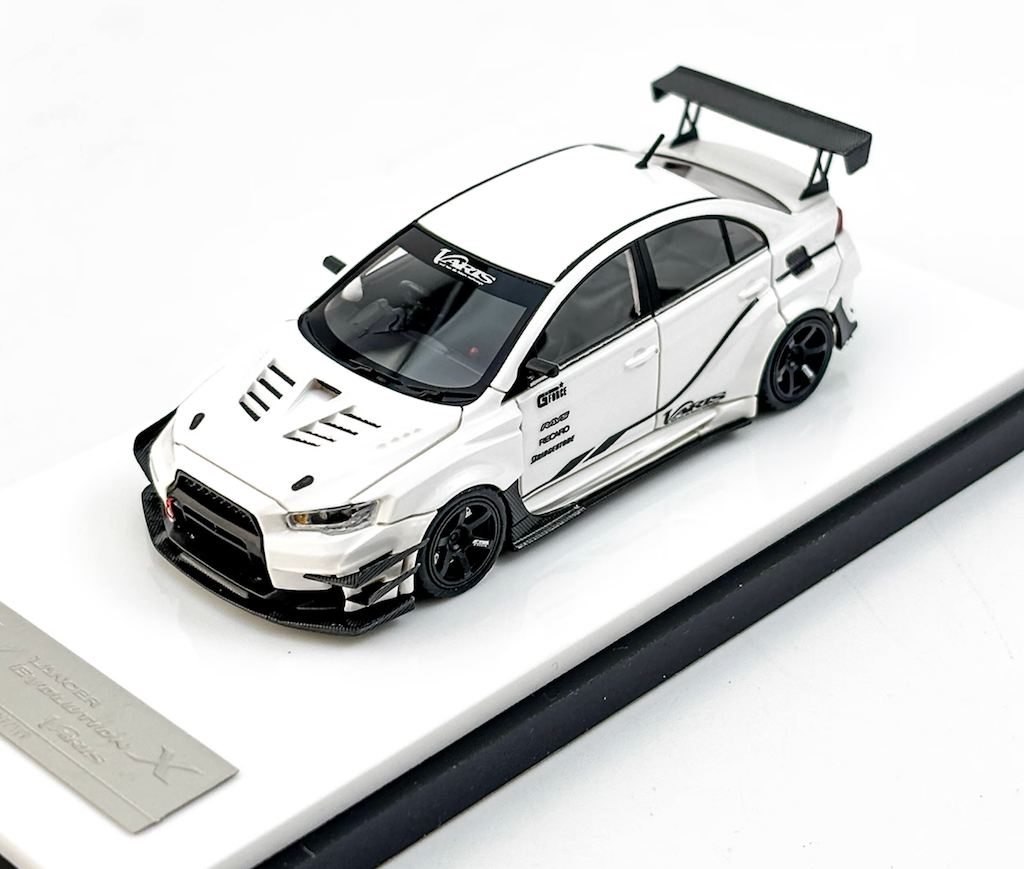 404Error 1:64 White Lancer EVO X Varis Sports Model Diecast Resin Car New Collection
