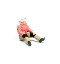 Load image into Gallery viewer, 1:64 Painted Figure Mini Model Miniature Resin Diorama Hiking Climber Traveller
