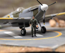 Load image into Gallery viewer, 1:64 Painted Figure Mini Model Miniature Resin Diorama Pilot Captain Aviator Toy
