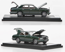 Load image into Gallery viewer, GFCC 1:64 Green 1998 Silver Seraph Sedan Classic Model Diecast Metal Car
