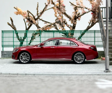 Load image into Gallery viewer, Master 1:64 Red S450 W222 Sedan Sports Model Diecast Metal Car New Collection
