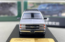 Load image into Gallery viewer, Bliss 1:64 Silver Suburban GMT400 SUV Sports Model Diecast Metal Car New Collection
