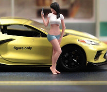 Load image into Gallery viewer, 1:64 Painted Unpainted Figure Model Miniature Resin Diorama Sand Selfie Beauty
