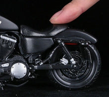 Load image into Gallery viewer, Maisto 1:12 2014 Sportster Iron 883 Sports Model Diecast Metal Motorcycle New
