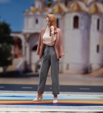 Load image into Gallery viewer, 1:24 Painted Figure Model Miniature Resin Diorama Boss Lady Professional Woman
