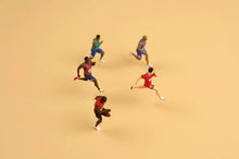 Load image into Gallery viewer, 1:64 Painted Figure Model Miniature Resin Diorama Sand Runners Running Athletes
