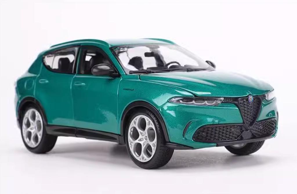 Bburago 1:24 Alfa Romeo Tonale SUV Sports Model Diecast Metal Car New Collection