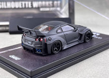 Load image into Gallery viewer, Inno 1:64 Black Carbon GTR R35 LBWK Sports Model Diecast Metal Car New Collection
