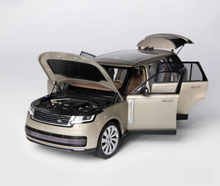 Load image into Gallery viewer, LCD 1:18 Gold 2022 Range Rover SV SUV Sports Model Diecast Metal Car New Collection
