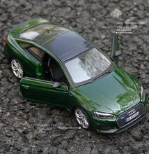 Load image into Gallery viewer, Bburago 1:24 Green RS5 Coupe Racing Sports Model Toy Diecast Metal Car Box BN
