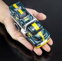 Load image into Gallery viewer, Maisto 1:64 1950 COE Flatbed Trailer 1966 GT40 MK II Model Diecast Metal Car
