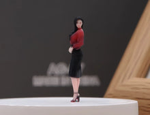 Load image into Gallery viewer, 1:64 Painted Figure Model Miniature Resin Diorama Toy Sand Elegant Beauty Lady
