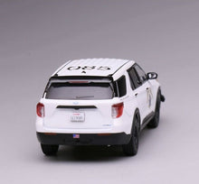 Load image into Gallery viewer, 1:64 596 Explorer CHP Highway Patrol Police SUV Model Diecast Metal Car New Collection
