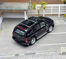 Load image into Gallery viewer, Masdi 1:64 Black 2005 Escalade Full Size SUV Sport Model Diecast Metal Car BN
