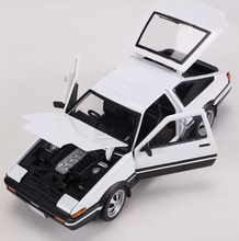 Load image into Gallery viewer, Maisto 1:24 White Sprinter Trueno AE86 Sport Open Model Diecast Metal Car New Collection
