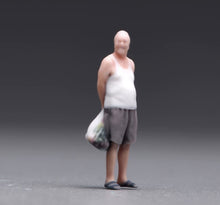 Load image into Gallery viewer, 1:64 Painted Figure Model Miniature Resin Diorama Scene Elderly Couple Man Woman
