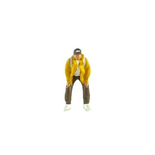 Load image into Gallery viewer, 1:64 Painted Figure Model Miniature Resin Diorama Sand Outdoor Hiking Sport Set
