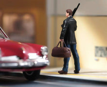 Load image into Gallery viewer, 1:64 Painted Figure Model Miniature Resin Diorama Sand Killer Suit Man Gun Toy
