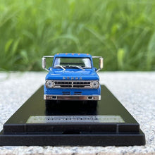 Load image into Gallery viewer, SW 1:64 D300 Ramp Truck Diecast Model Metal Car Box
