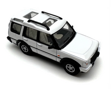 Load image into Gallery viewer, 1:76 White Discovery 2 V8 SUV ORV Sports Model Diecast Metal Car New Collection
