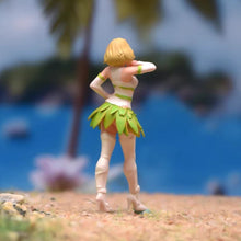 Load image into Gallery viewer, 1:24 Painted Figure Model Miniature Resin Diorama  Sand Pretty Charming Girl
