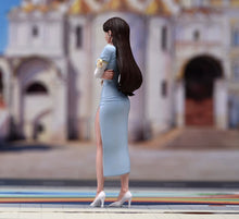Load image into Gallery viewer, 1:24 Painted Figure Model Miniature Resin Diorama Blue Long Dress Lady Woman

