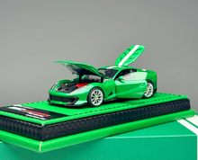 Load image into Gallery viewer, GLAMCRAFT 1:64 Green 812C Sports Open Model Diecast Metal Car New Collection
