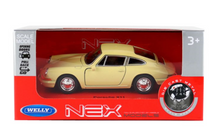 Load image into Gallery viewer, WELLY 1:36 Yellow 1954 911 Classic Racing Sports Model Diecast Toy Metal Car

