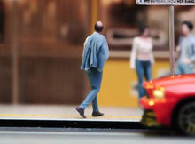 Load image into Gallery viewer, 1:64 Painted Figure Model Miniature Resin Diorama Sand Suit Man Walking Handsome
