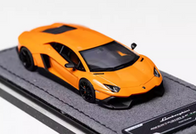 Load image into Gallery viewer, Halo 1:64 Orange Aventador LP720-4 Sports Model Diecast Resin Car New Collection

