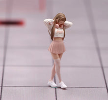 Load image into Gallery viewer, 1:64 Painted Figure Model Miniature Resin Diorama Sand Toy Headset Pinky Girl
