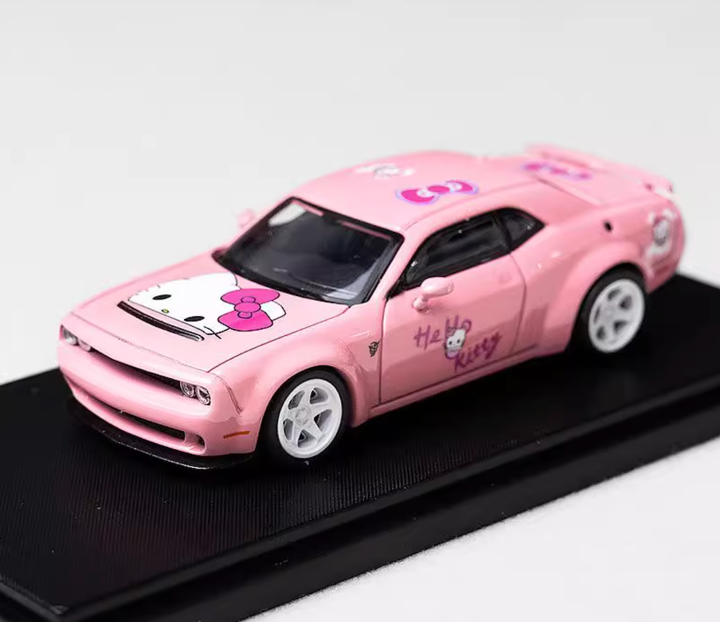 FW 1:64 Pink SRT Hellcat Muscle Sports Model Diecast Metal Car BN