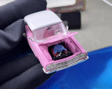 Load image into Gallery viewer, FW 1:64 Pink IMPALA Convertible Muscle Sports Model Diecast Metal Car New Collection
