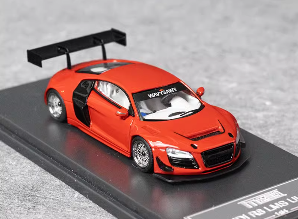LMF 1:64 Red R8 LMS Ultra Racing Sports Model Diecast Metal Car New Collection