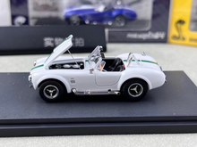 Load image into Gallery viewer, FW 1:64 White Shelby 427 COBRA Convertible Sports Model Diecast Metal Car New Collection

