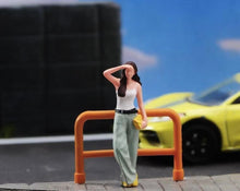 Load image into Gallery viewer, 1:64 Painted Figure Model Miniature Resin Diorama Sand Trandy Lady Girl With Bag
