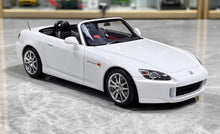 Load image into Gallery viewer, MH 1:18 White JDM S2000 AP2 Sports F22C Engine Model Diecast Metal Car New
