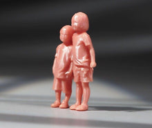 Load image into Gallery viewer, 1:64 Painted Unpainted Figure Model Miniature Resin Diorama Sand Brother Sister

