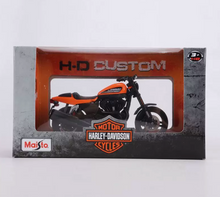 Load image into Gallery viewer, Maisto 1:18 Orange 2011 XR1200X Motorcycle Bike Sports Model Diecast ABS New Collection
