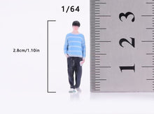 Load image into Gallery viewer, 1:64 Painted Figure Model Miniature Resin Diorama Toy Casual Boy Pink Dress Girl
