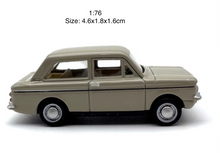 Load image into Gallery viewer, 1:76 Green Hillman Mini Sports Classic Model Diecast Metal Car New Collection
